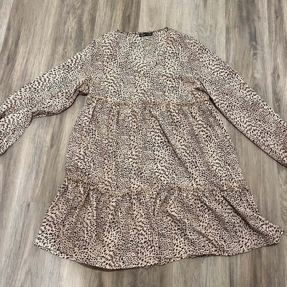 SHEIN Speckled Dalmatian Print Frill Trim Chiffon Smock Dress - Picture 4 of 8